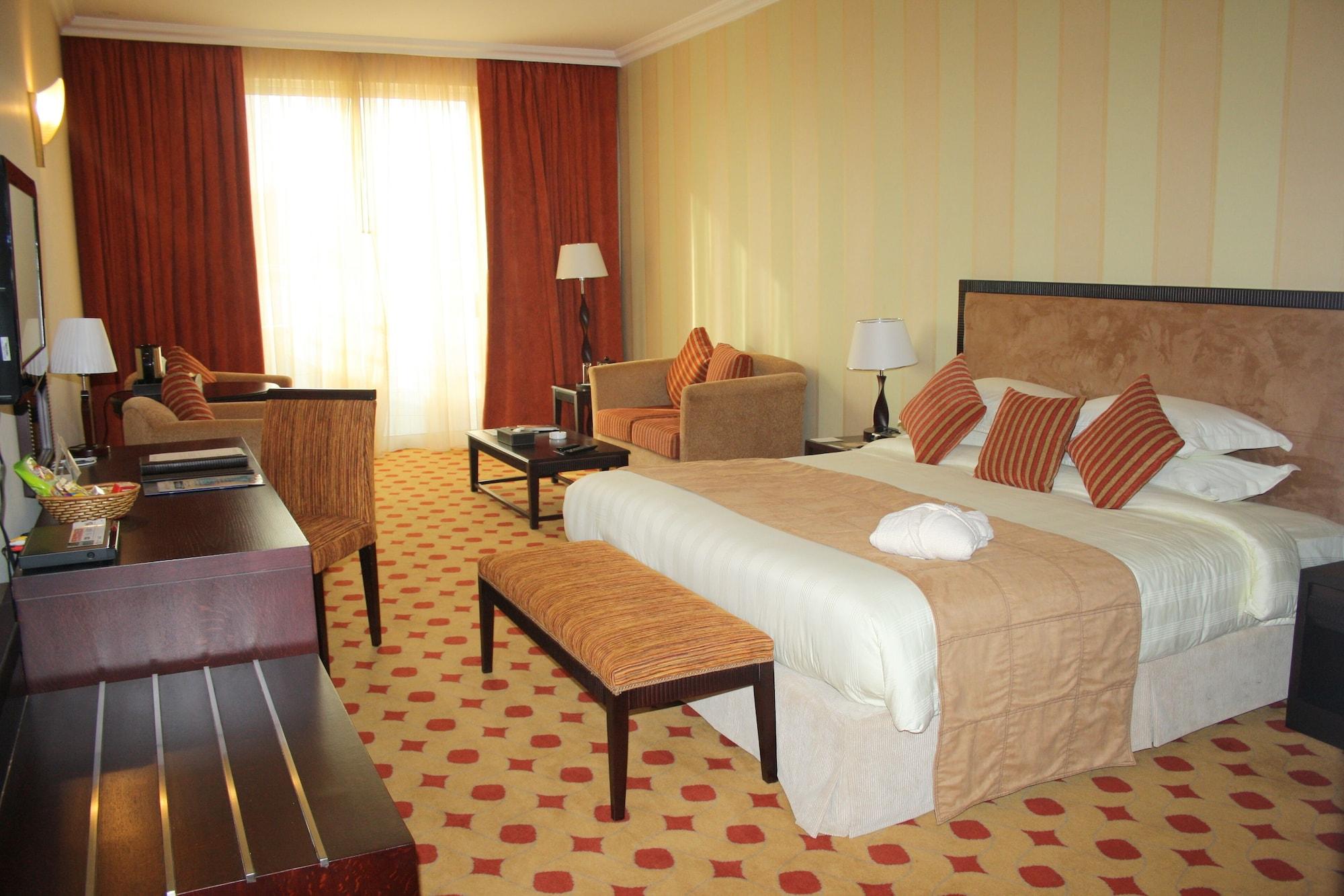 Grand Continental Hotel Абу Даби Екстериор снимка