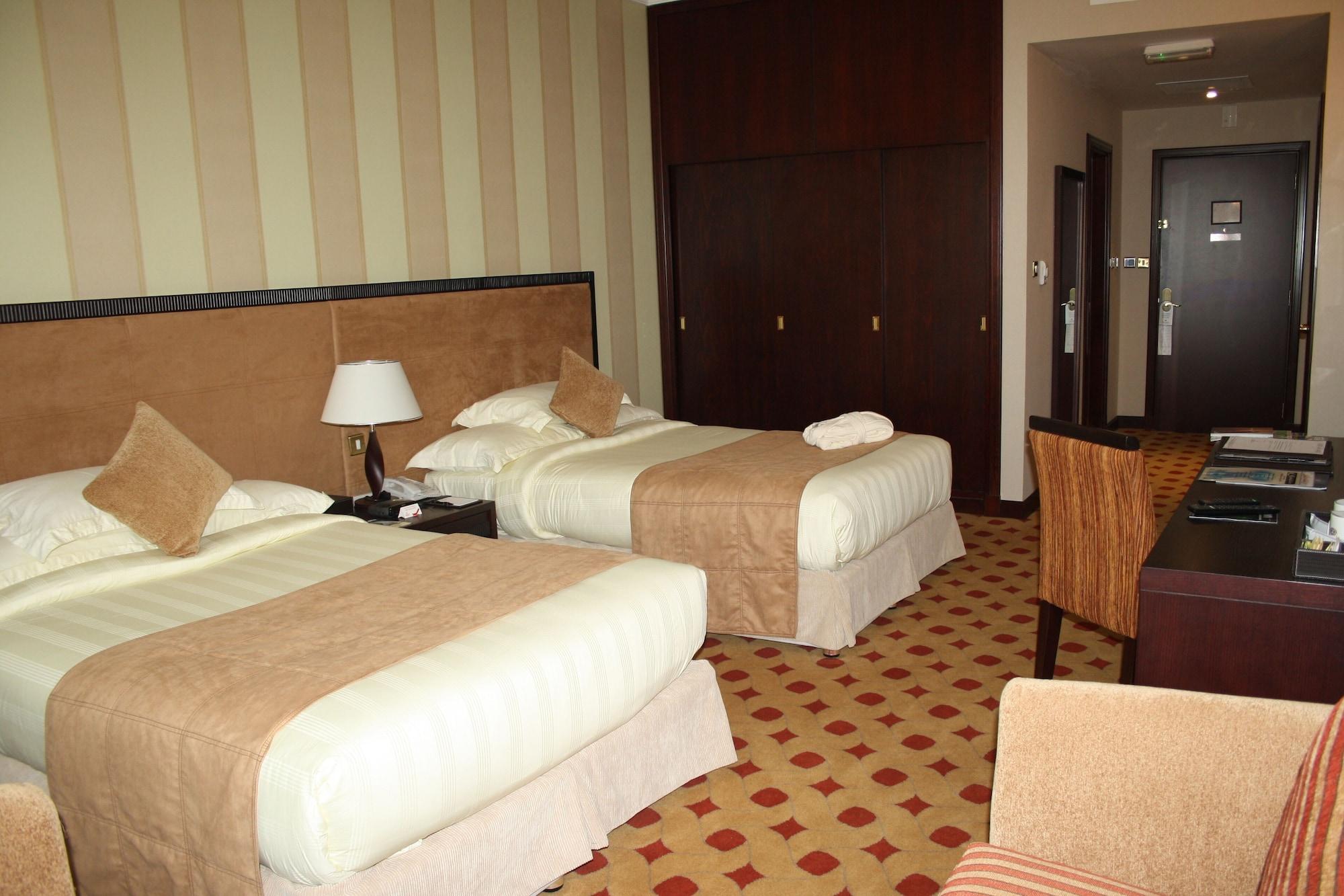 Grand Continental Hotel Абу Даби Екстериор снимка