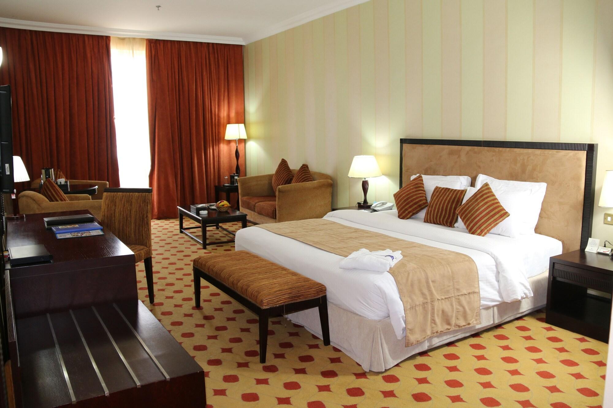 Grand Continental Hotel Абу Даби Екстериор снимка